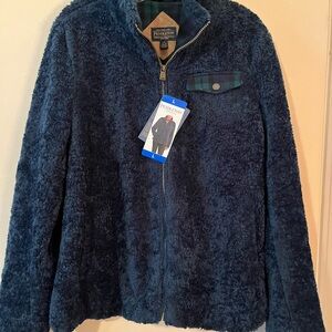 Pendleton Woolen Mills Label in Tan and Dark Blue